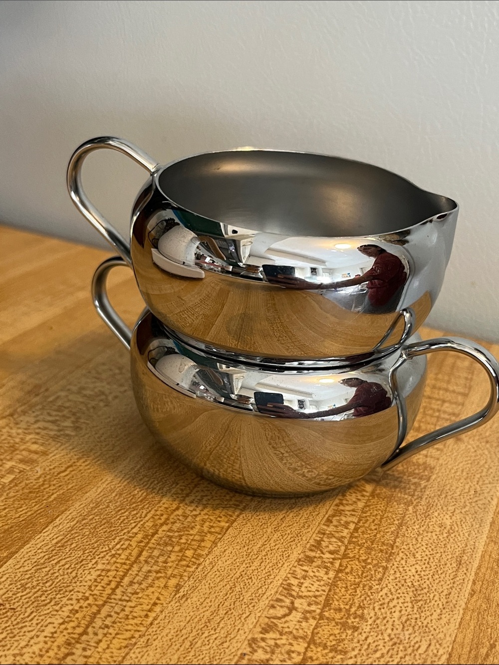 Polished Stainless Steel Creamer and Sugar Set - Silver